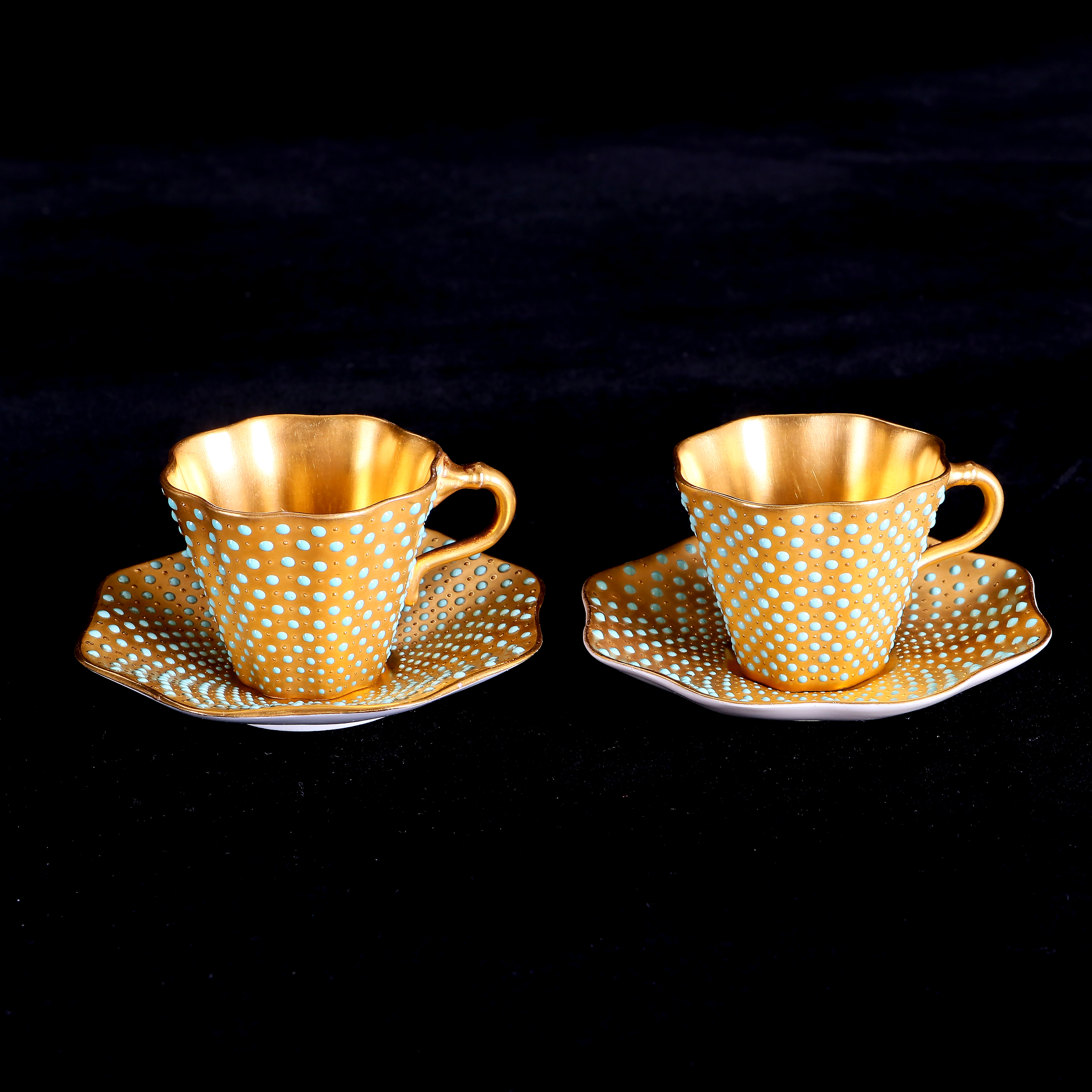 英國Coalport琺瑯立體珠點花瓣型杯碟組:圖片 3