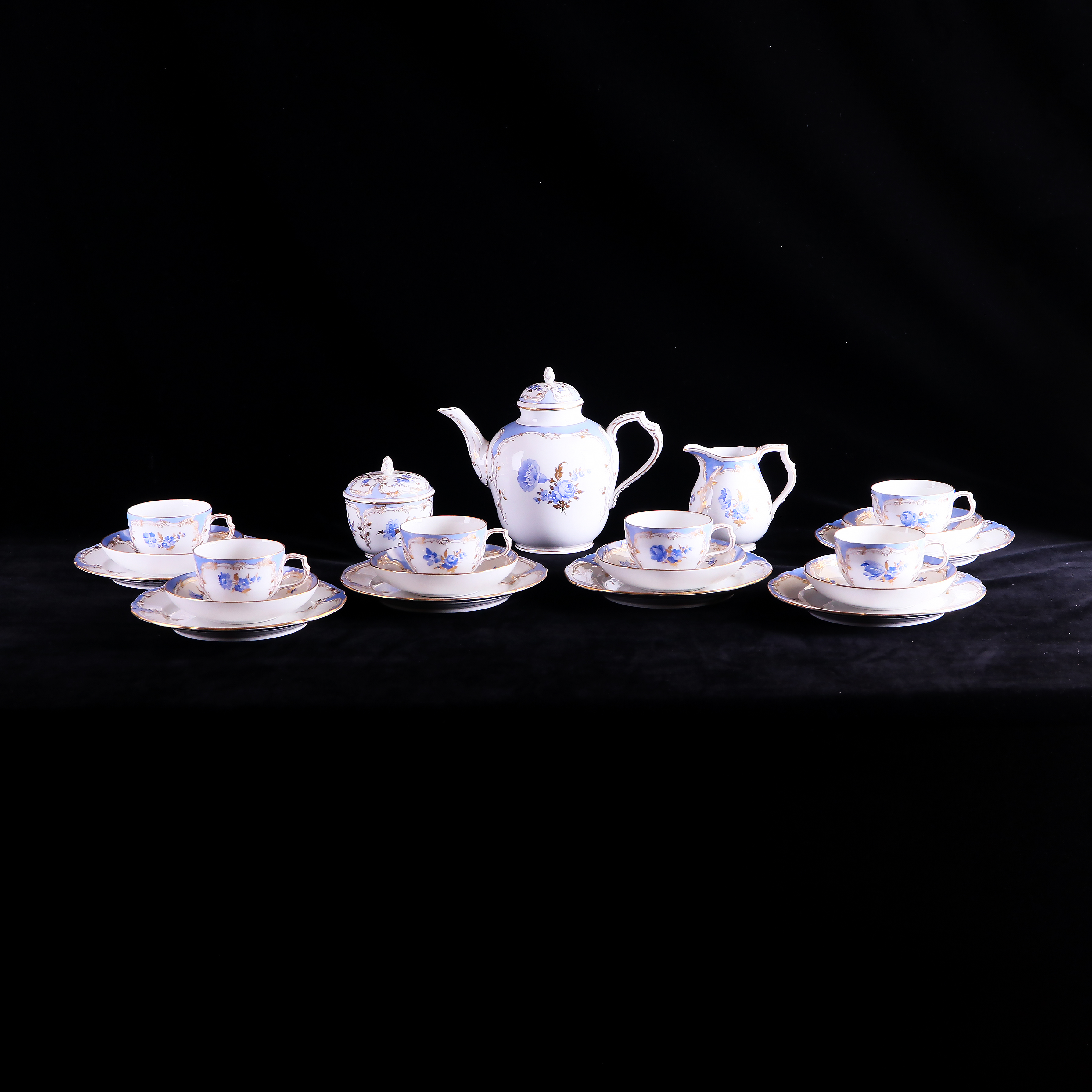 德國KPM Berlin Neuzierat系列杯碟組