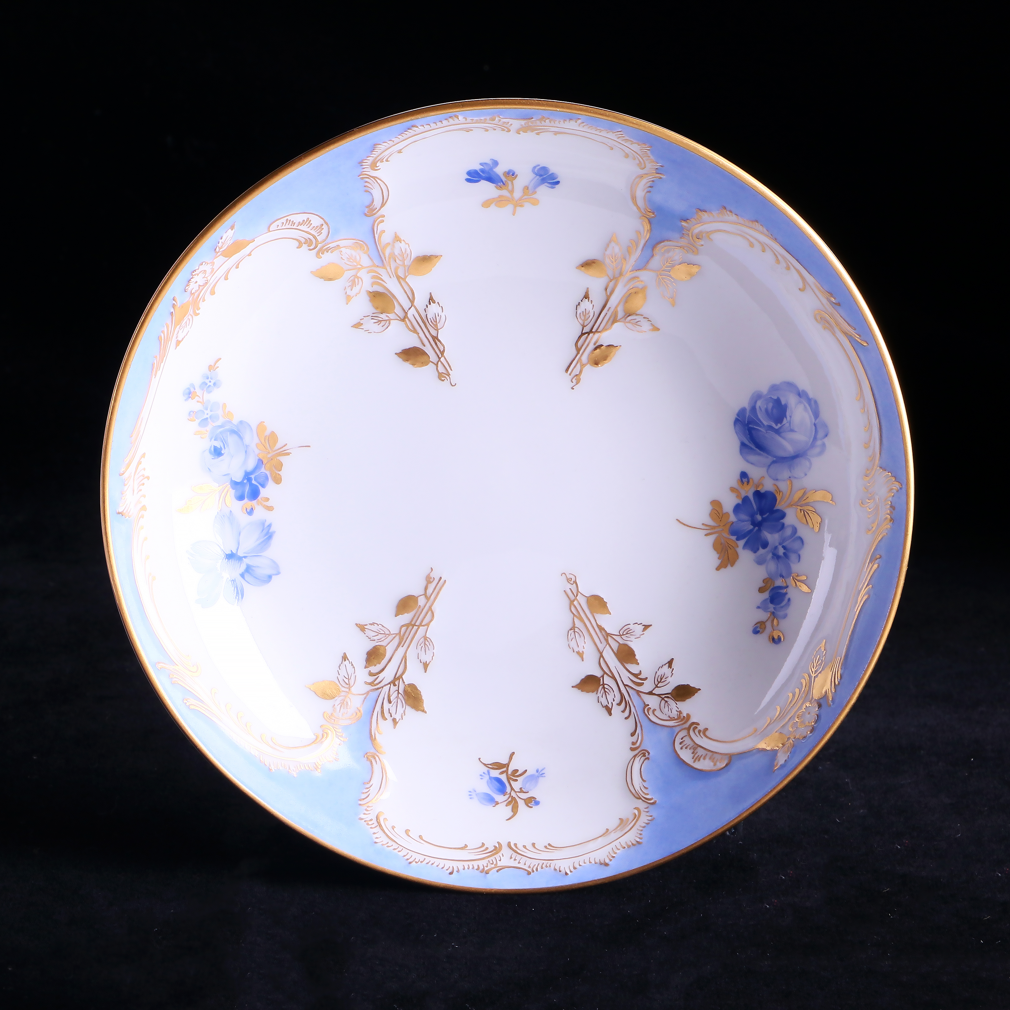 德國KPM Berlin Neuzierat系列杯碟組:圖片 4