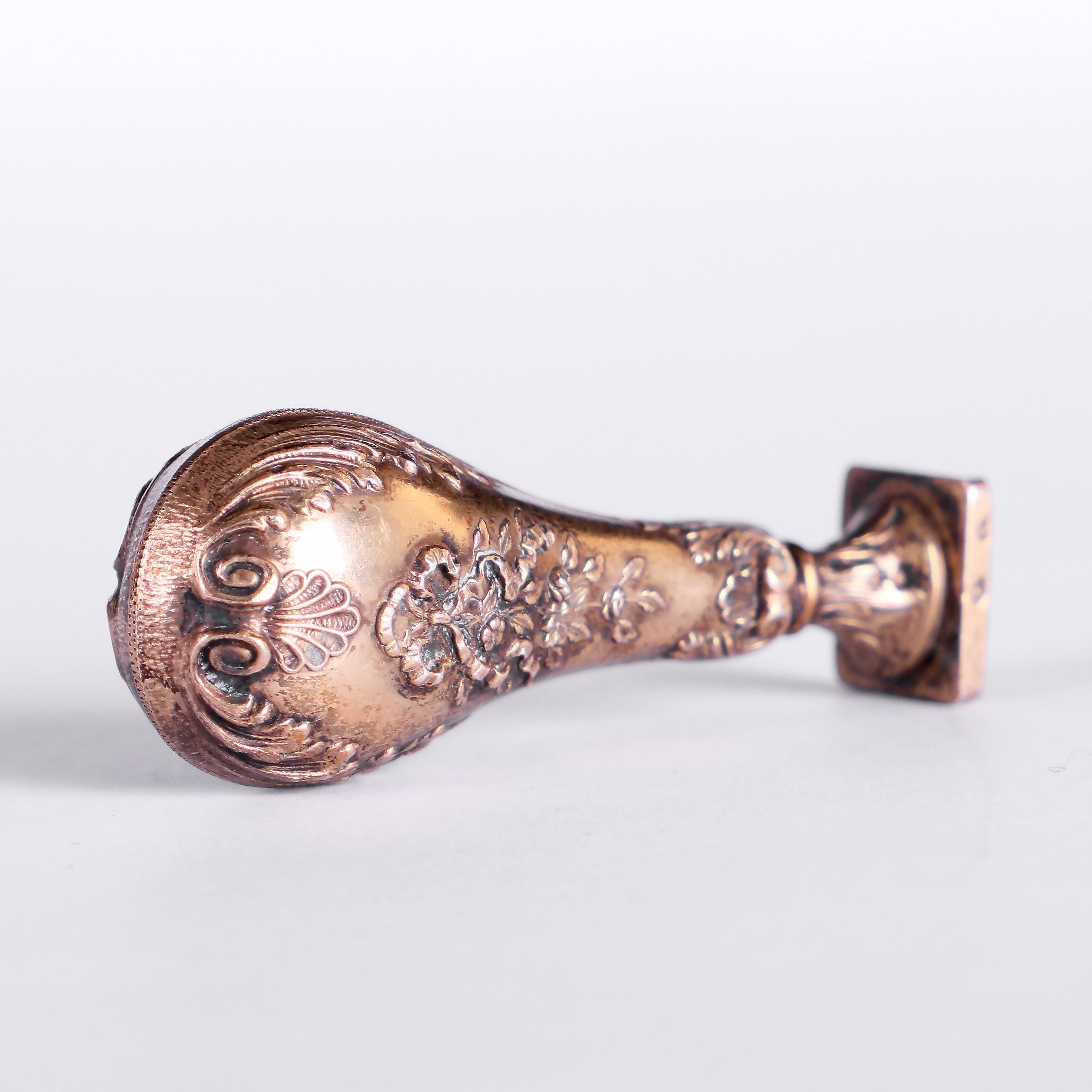 法國銀鍍金緞帶徽章(刻有家徽):圖片 2