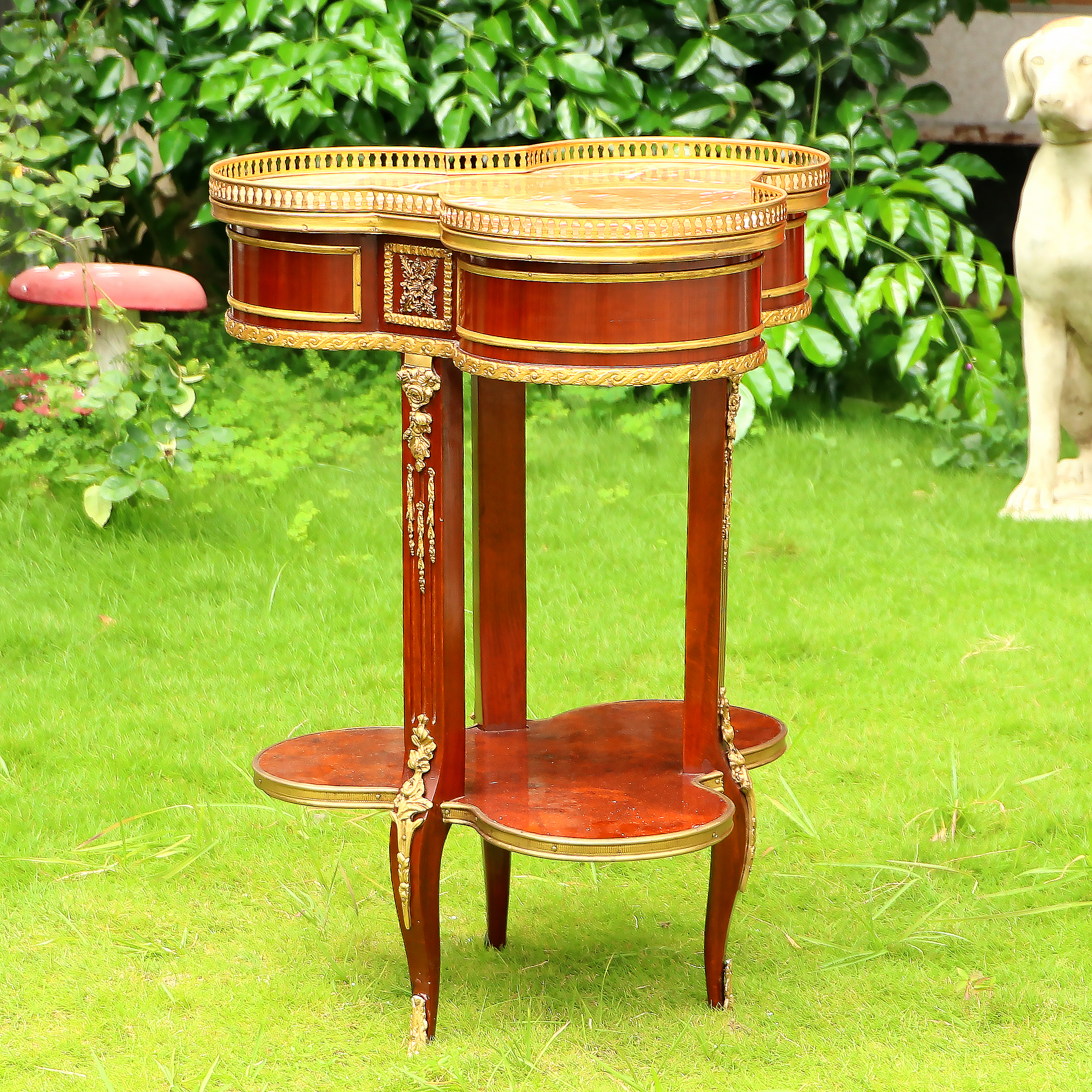 義大利三葉形崁銅大理石小邊桌:圖片 2