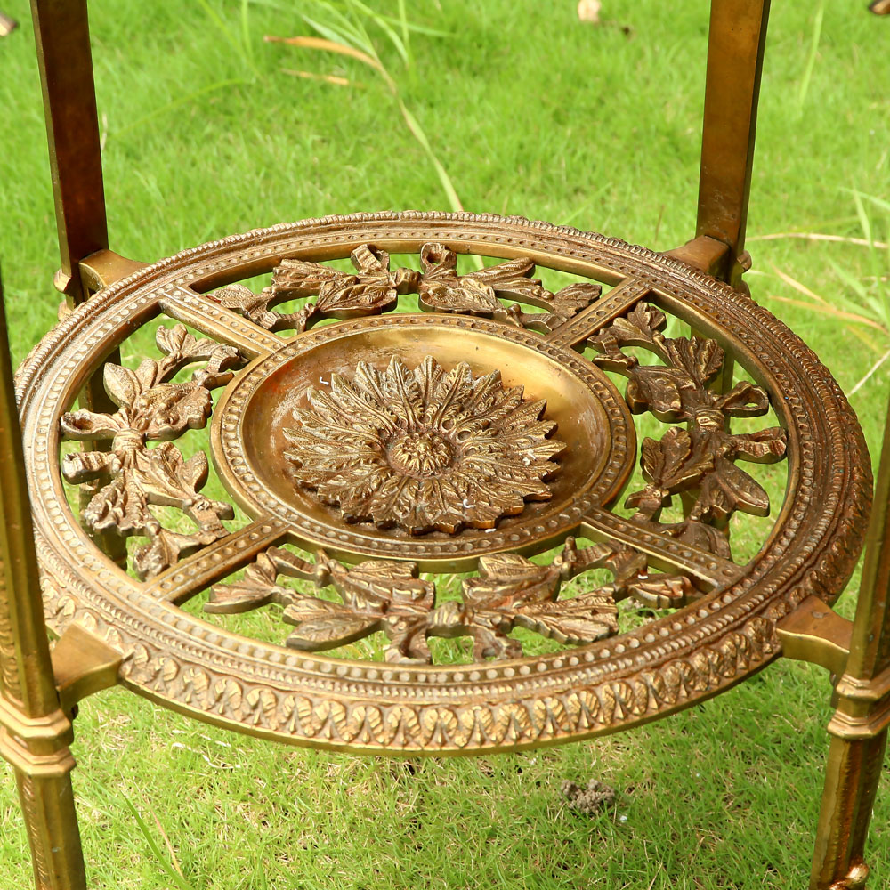 貴族訂製路易十五風格大理石葉型全銅鏤空邊桌(一對):圖片 8