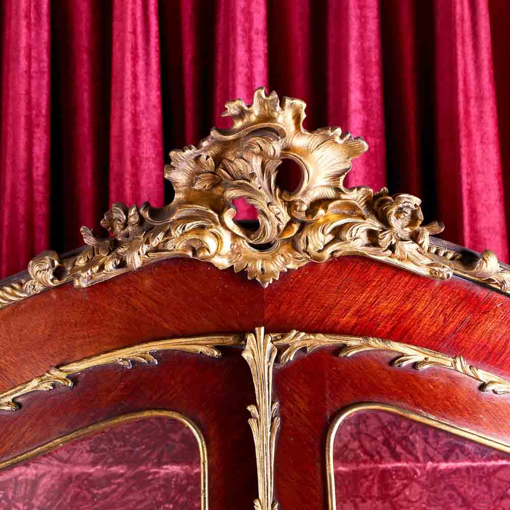 法國路易十五華鐸畫風Vernis Martin鎏金雙門展示櫃:圖片 3