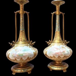 法國賽佛爾琺瑯天使花器一對