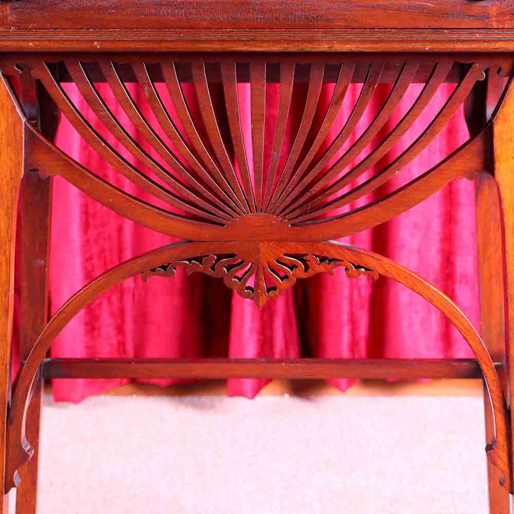 英國桃花心木手工雕刻蛋型展示櫃:圖片 4