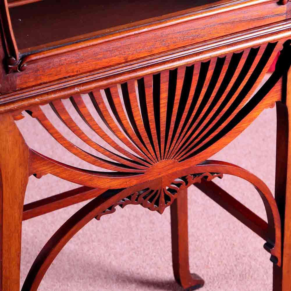 英國桃花心木手工雕刻蛋型展示櫃:圖片 5