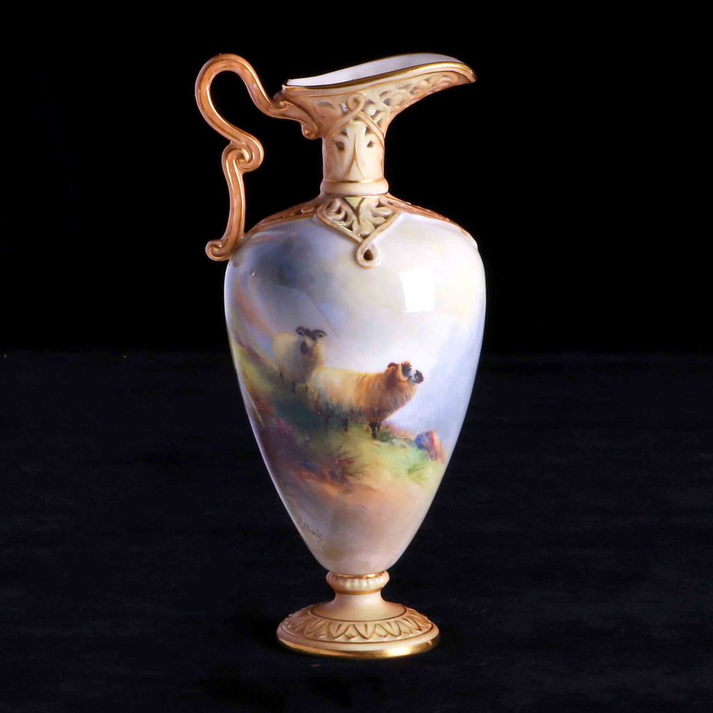 皇家伍斯特黑面羊手繪鏤空花器