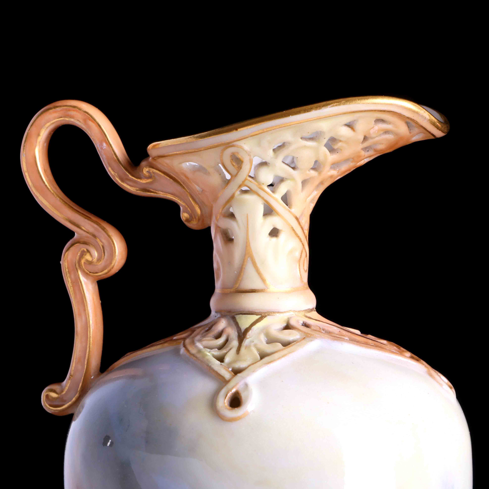 皇家伍斯特黑面羊手繪鏤空花器:圖片 6