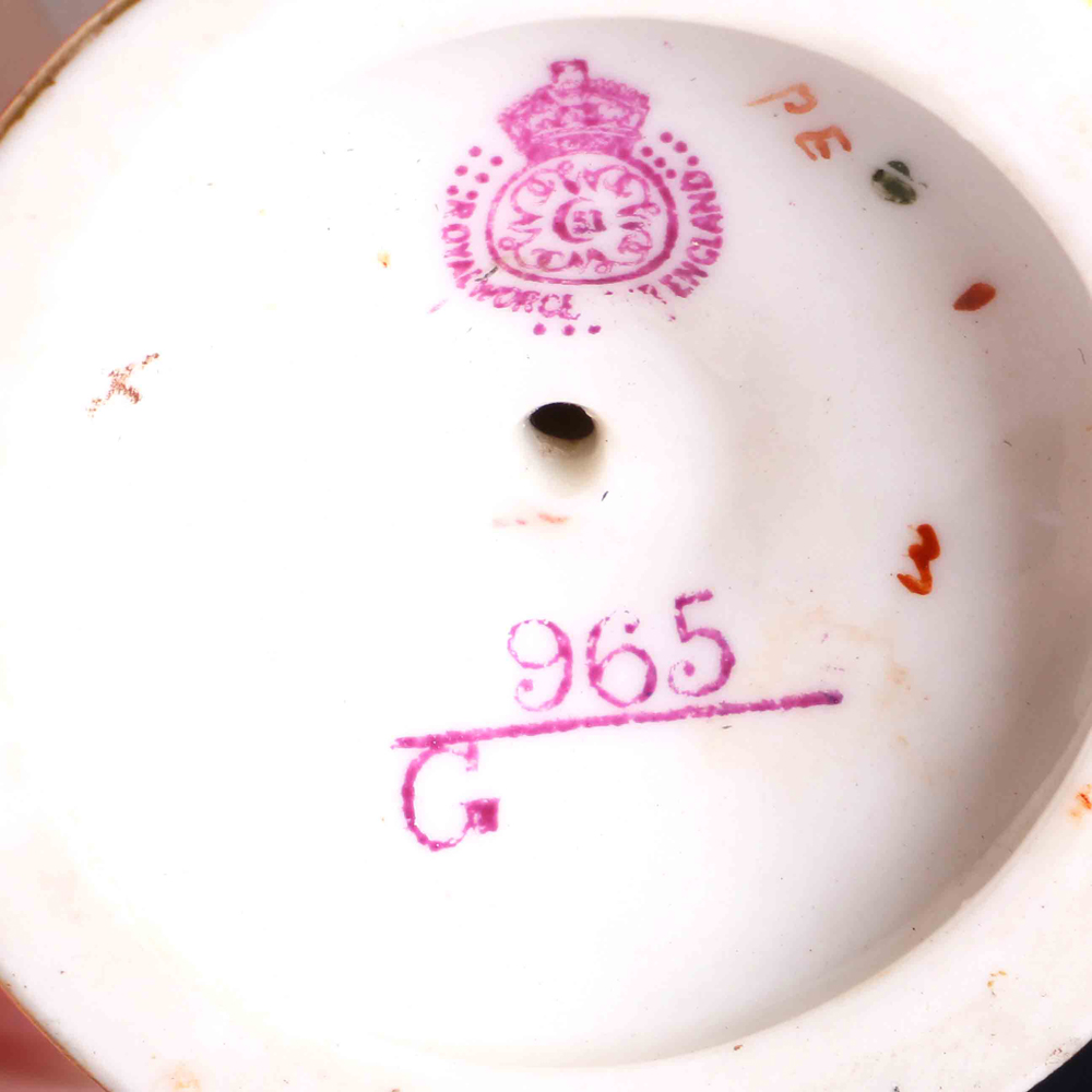 皇家伍斯特黑面羊手繪鏤空花器:圖片 8