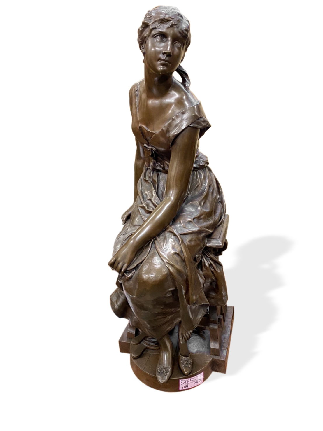 椅上的少婦銅雕作品:圖片 2