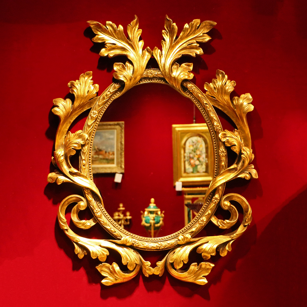 法國洛可可風格捲葉木雕鏡