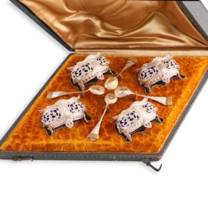 法國新古典主義風格950純銀魚子醬組