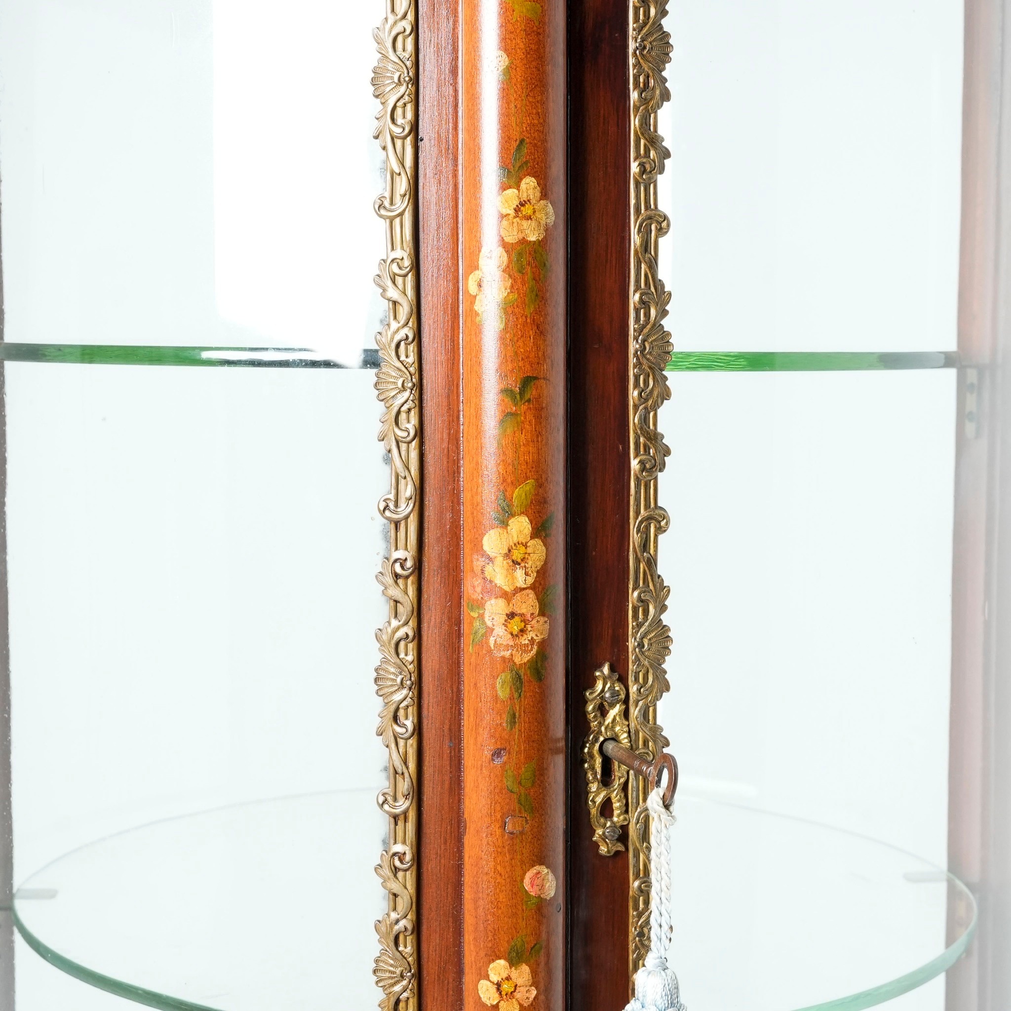 法國洛可可風格桃花心木手繪360度雙層展示櫃:圖片 5