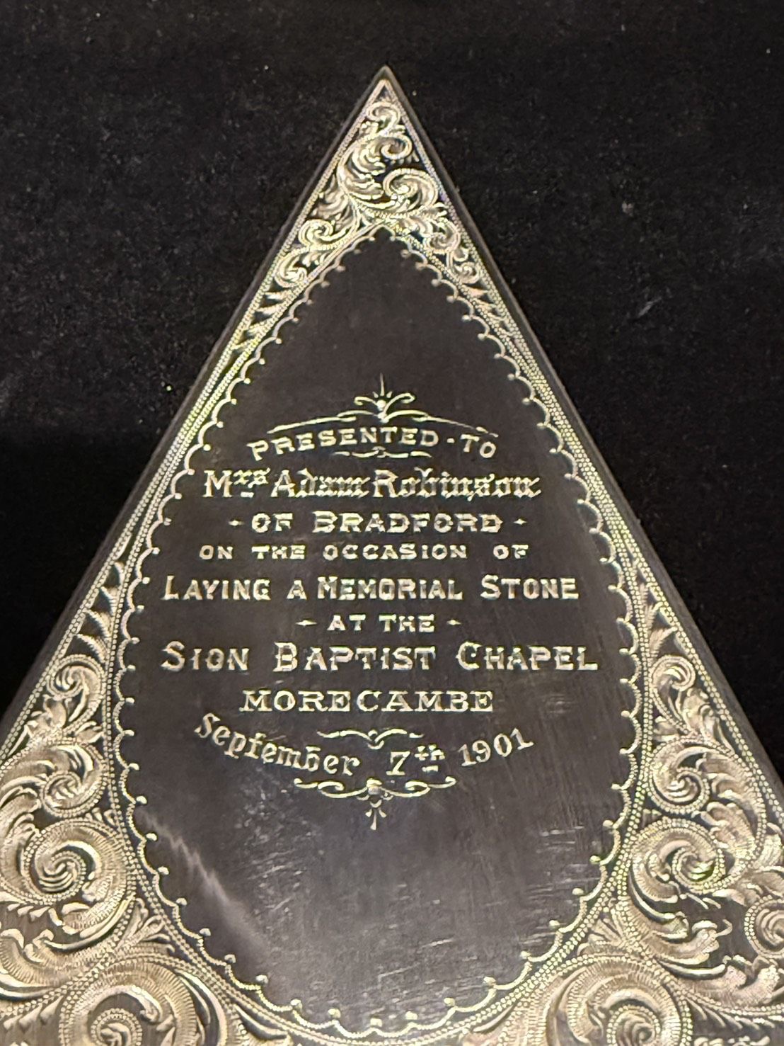 英國特殊訂製刻花銀製開工儀式紀念抹刀:圖片 3