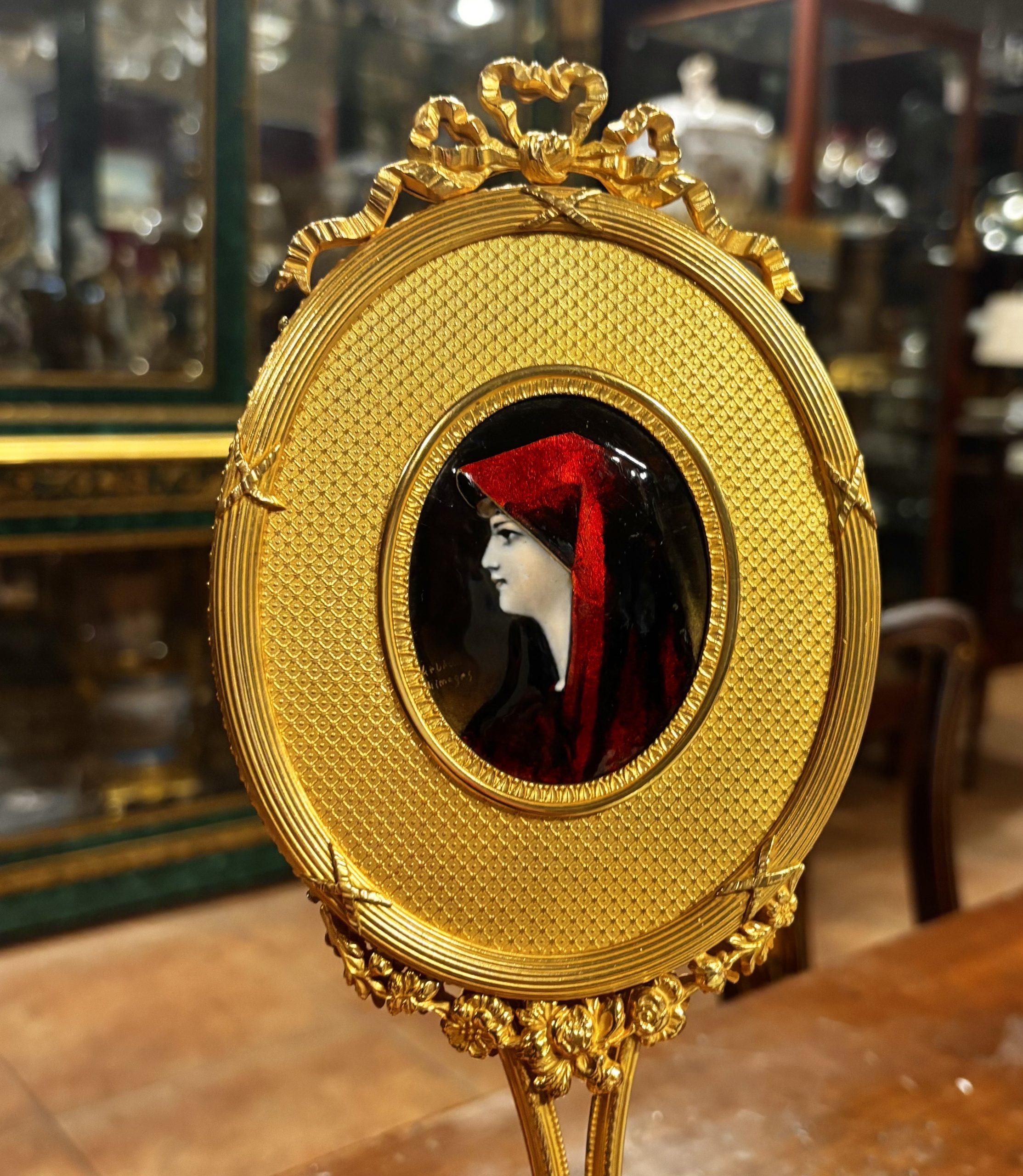 法國鎏金緞帶琺瑯手繪落款手拿鏡:圖片 3