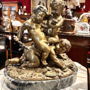 法國雕塑品-嬉遊的兒童